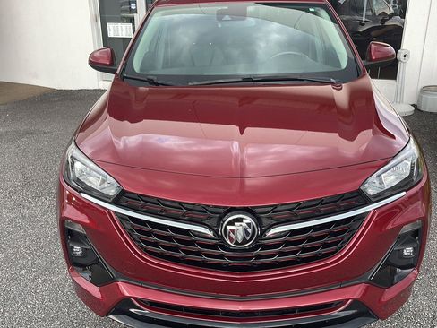 Used 2022 Buick Encore GX Select w/ Sport Touring Package image 4