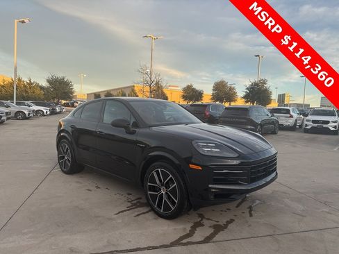 Used 2024 Porsche Cayenne Coupe image 3