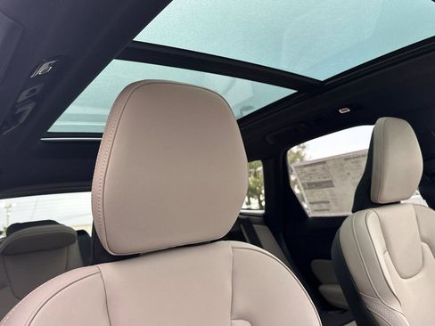 New 2026 Volvo XC60 T8 Plus w/ Protection Package Premier image 19