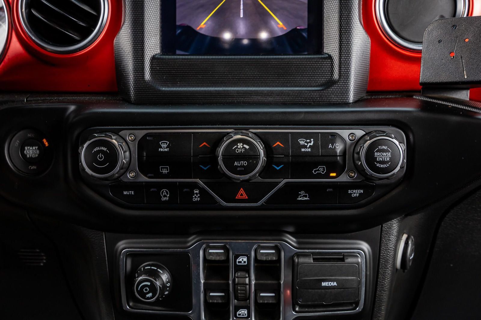 Used 2021 Jeep Gladiator Rubicon w/ LED Lighting Group AWD/4WD image 25