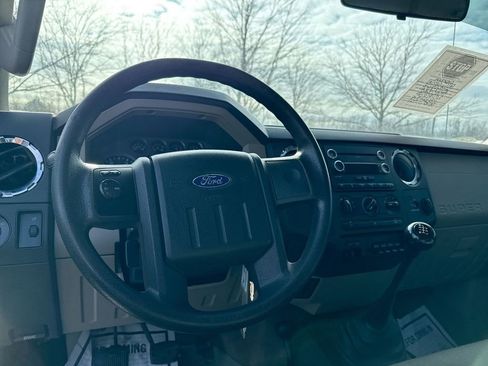 Used 2010 Ford F350 XLT image 11