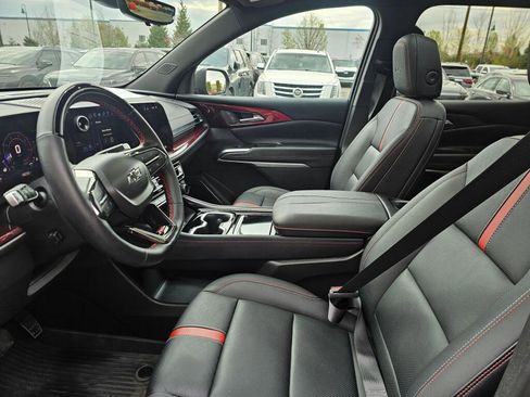 Used 2024 Chevrolet Traverse RS w/ LPO, Floor Liner Package image 25