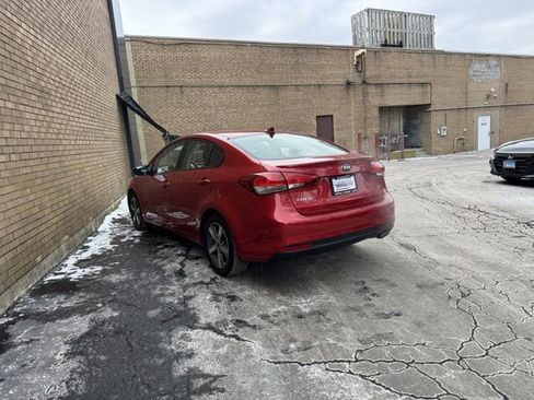 Used 2018 Kia Forte S image 17