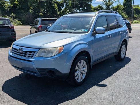 Used 2012 Subaru Forester 2.5X Premium AWD/4WD image 2