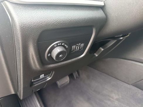 Used 2021 Jeep Grand Cherokee L Limited image 24