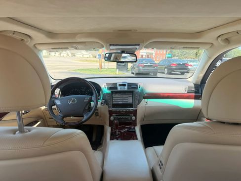 Used 2011 Lexus LS 460 L w/ Luxury Pkg AWD/4WD image 27