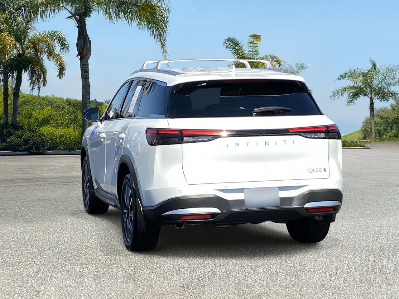 Certified 2027 INFINITI QX60 Luxe w/ Cargo Package AWD/4WD image 3