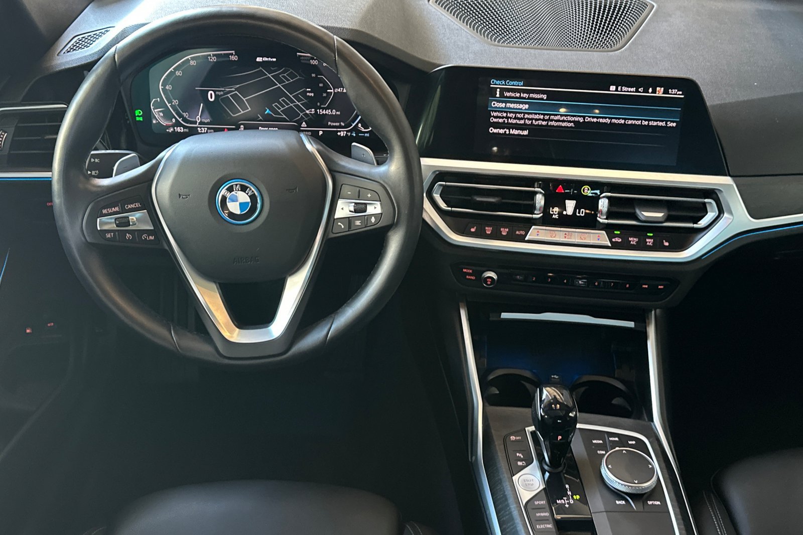 Used 2022 BMW 330e w/ Convenience Package RWD image 14