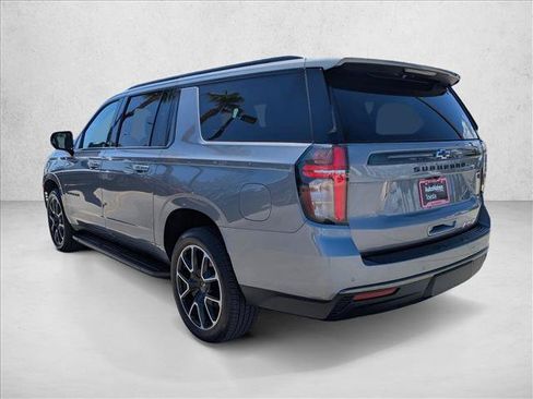 Used 2021 Chevrolet Suburban RST RWD image 8