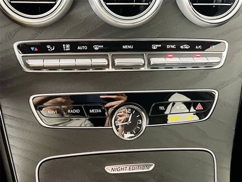 Used 2021 Mercedes-Benz C 300 4MATIC Sedan image 16