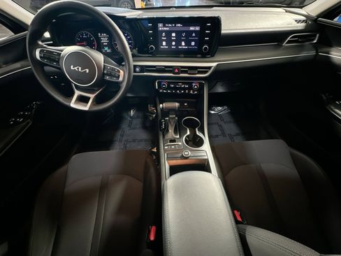 Used 2022 Kia K5 LXS image 30