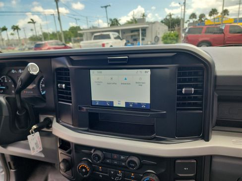 New 2025 Ford F350 XL w/ XL Chrome Package image 25