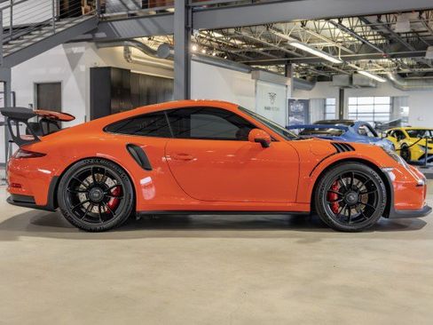 Used 2016 Porsche 911 GT3 RS image 8
