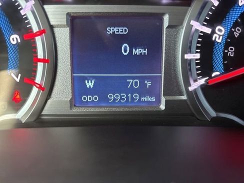 Used 2018 Toyota 4Runner SR5 Premium w/ Wilderness Package AWD/4WD image 20