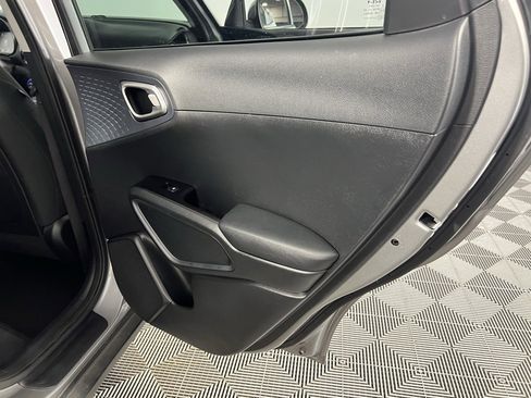 Used 2023 Kia Soul EX image 28