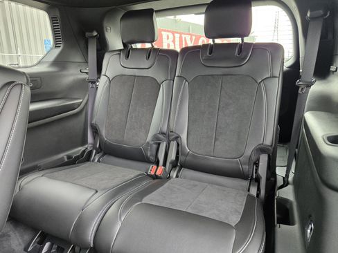 New 2025 Jeep Grand Cherokee L Altitude image 30