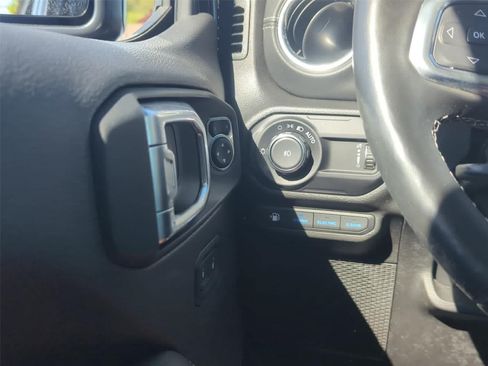 Used 2023 Jeep Wrangler Unlimited Sahara w/ Cold Weather Group AWD/4WD image 20