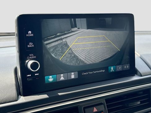 Used 2024 Honda Pilot EX-L image 13