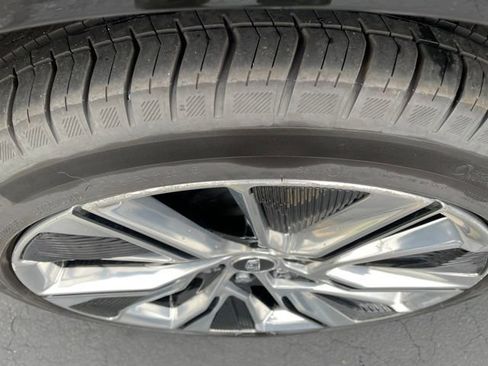 Used 2026 Cadillac Lyriq Signature Luxury w/ Nappa Leather Package AWD/4WD image 37