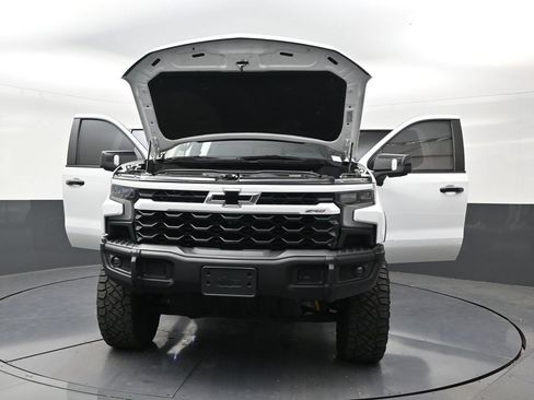 Used 2023 Chevrolet Silverado 1500 ZR2 w/ ZR2 Bison Edition AWD/4WD image 33