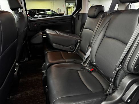 Used 2025 Honda Odyssey EX-L image 31