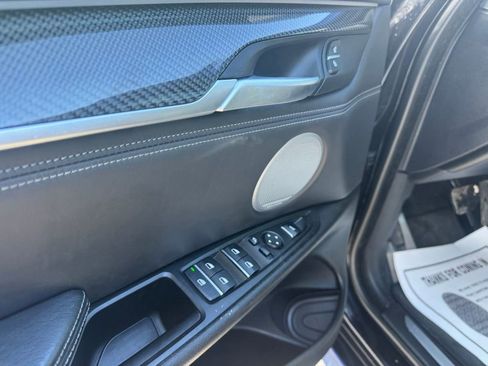 Used 2018 BMW X6 M image 37