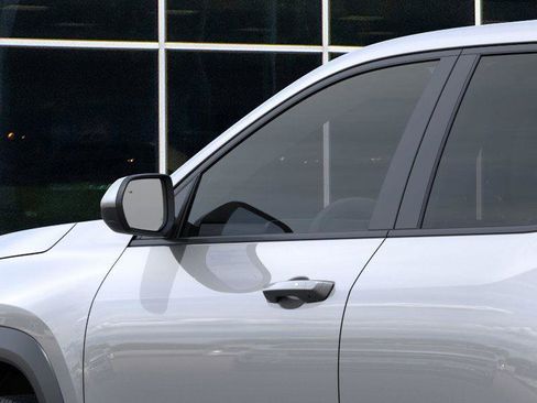 New 2026 Chevrolet Equinox LT image 12