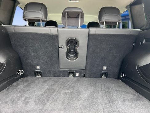 Used 2020 Jeep Renegade Limited w/ Trailer Tow Group AWD/4WD image 34