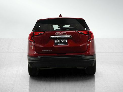 Used 2018 GMC Terrain SLE image 4