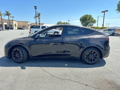 Used 2023 Tesla Model Y Long Range AWD/4WD image 8
