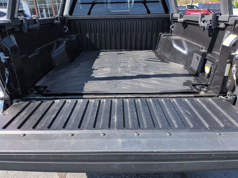 Used 2023 Toyota Tacoma TRD Off-Road image 23