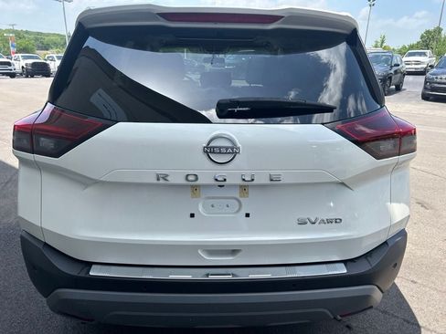 Used 2023 Nissan Rogue SV w/ SV Premium B Package AWD/4WD image 5