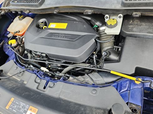 Used 2015 Ford Escape SE image 18