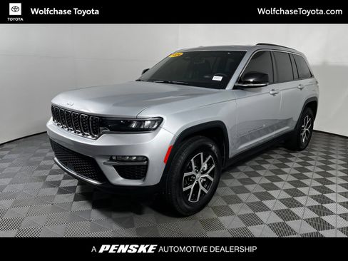 Used 2024 Jeep Grand Cherokee Limited RWD image 1