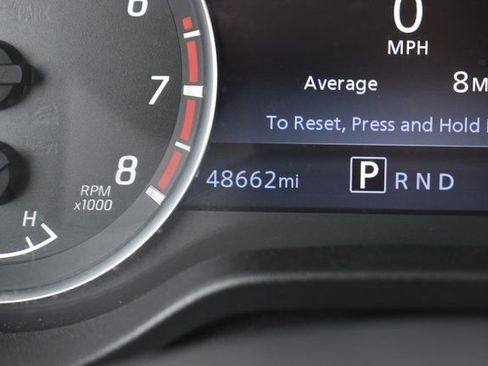 Used 2021 Nissan Titan SV w/ SV Convenience Package image 31