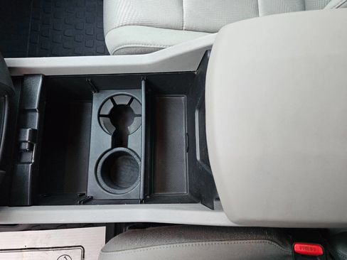 Used 2015 Honda Pilot LX image 33