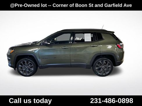 Used 2021 Jeep Compass Latitude AWD/4WD image 2
