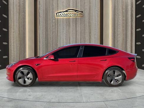 Used 2019 Tesla Model 3 Standard Range Plus image 4