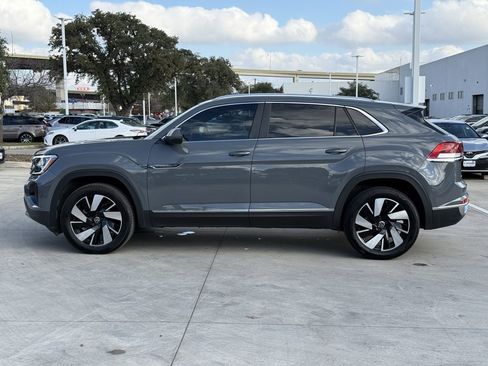 Used 2024 Volkswagen Atlas Cross Sport SEL image 8