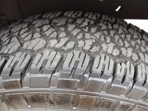 Used 2007 Chevrolet Silverado 2500 W/T w/ Heavy-Duty Power Package image 15