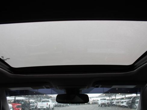 Used 2024 Toyota Camry XSE image 17