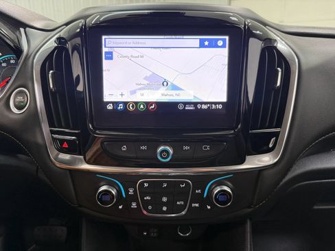 Used 2020 Chevrolet Traverse RS AWD/4WD image 24