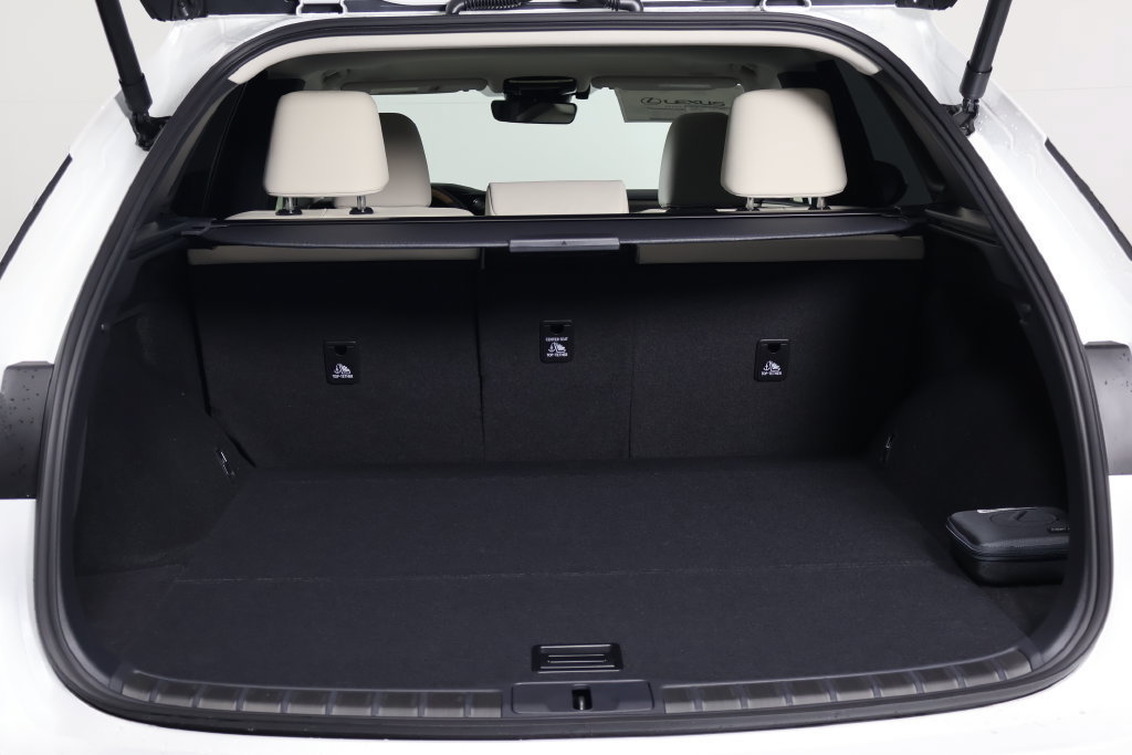 New 2026 Lexus RX 350 Premium Plus w/ All Season Protection Package FWD image 8