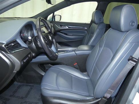 Used 2024 Buick Enclave Premium image 25