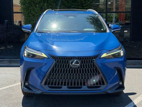 Used 2023 Lexus NX 250 FWD image 3