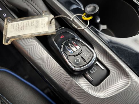 Used 2025 Buick Envista Sport Touring image 22