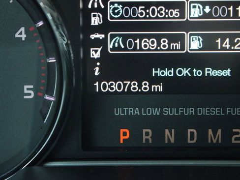 Used 2013 Ford F350 Lariat w/ Lariat Interior Pkg image 13