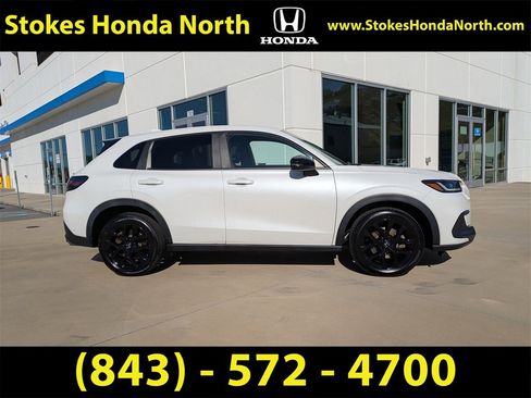 Certified 2023 Honda HR-V Sport image 3