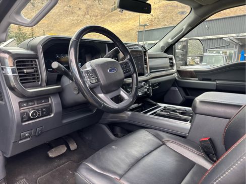Used 2024 Ford F450 Lariat w/ Camper Package image 19