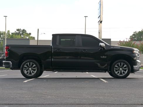 Used 2020 Chevrolet Silverado 1500 LT w/ Texas Edition RWD image 7